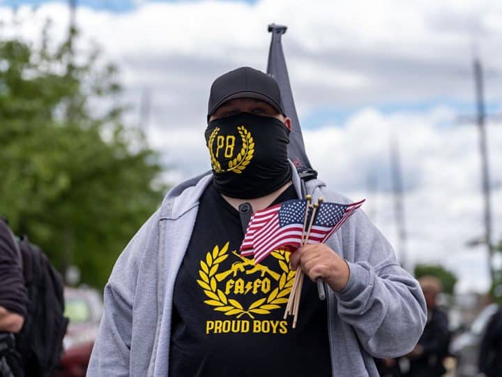 Read more about the article Trump’s planned $1.8 billion payout to loyalists like Proud Boys is dead