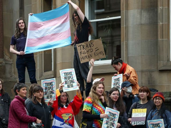 Read more about the article Unison sounds the alarm on workplaces scrapping trans-inclusive policies