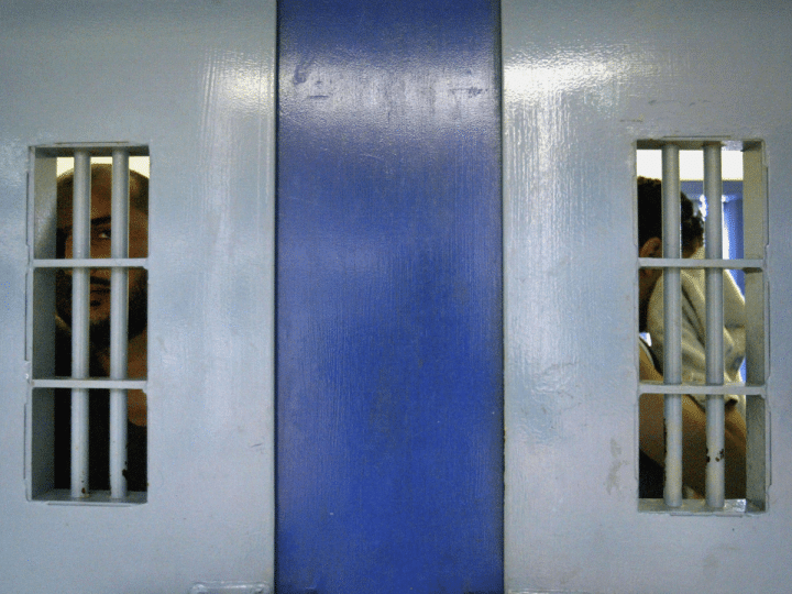 Read more about the article Even eyesight is restricted for Palestinian prisoners in Israel’s tortorous prisons