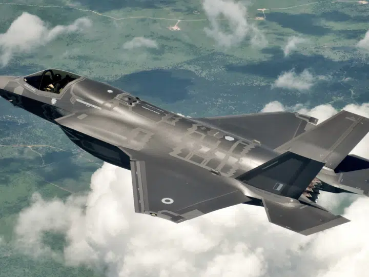 You are currently viewing Shameful Sinn Féin allow extension of F-35 warplane factory to proceed