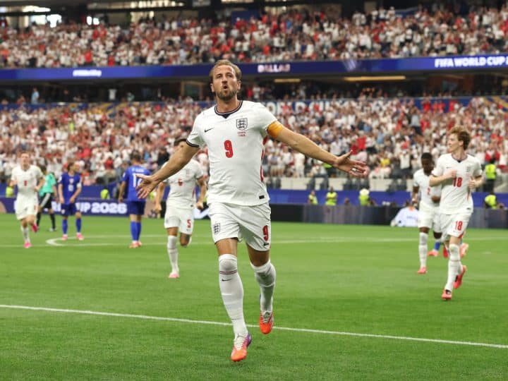 You are currently viewing England team to emit 154 times that of average Brit if they reach World Cup final