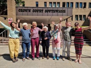 Read more about the article Another seven Just Stop Oil supporters acquitted after Waterloo Bridge slow march