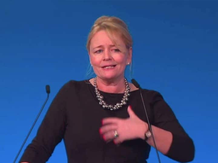 Read more about the article Die-hard supporter turns publicly on Sharon Graham as Unite election begins
